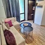 Roxy Lägenhet Plovdiv